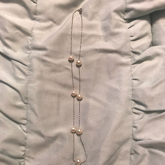 Gorgeous authentic sterling and 7 pearl necklace - Picture 3 of 3